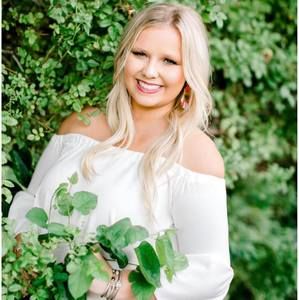 Meet your Posher, Courtney nicole